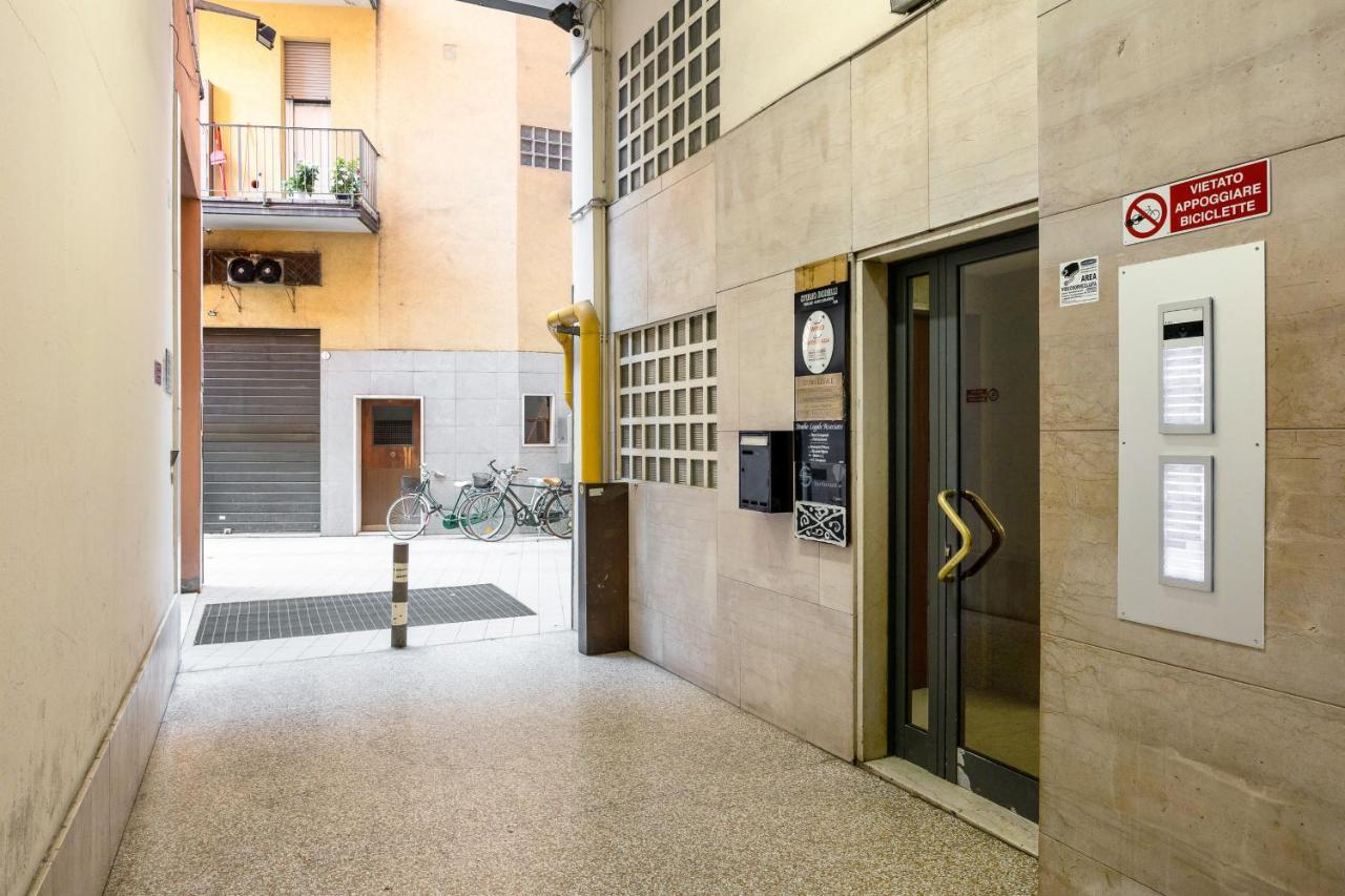 Delia'S Studios In The City Center By Wonderful Italy Bologna Eksteriør billede